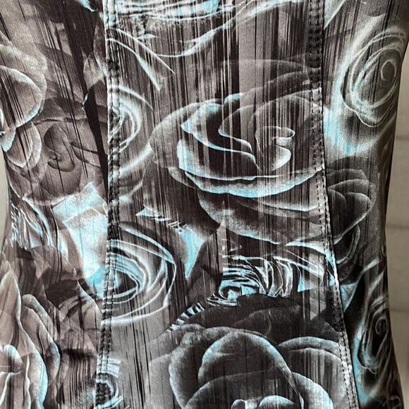 Marina Tec Dry-Wik Athletic Racerback Tank top w/Floral Design (S) - Picture 5 of 10